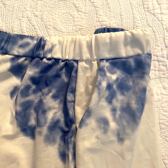 Tie-dye light weight joggers/ lounge pants 🐟🐟 - Picture 9 of 11